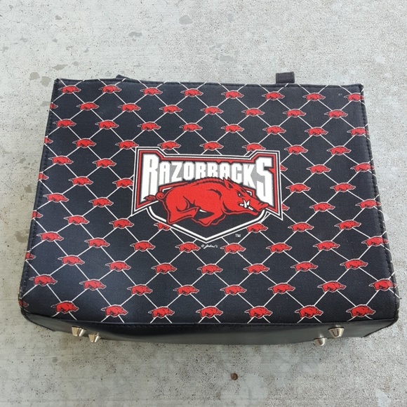 Arkansas Razorbacks Purse - Picture 2 of 3